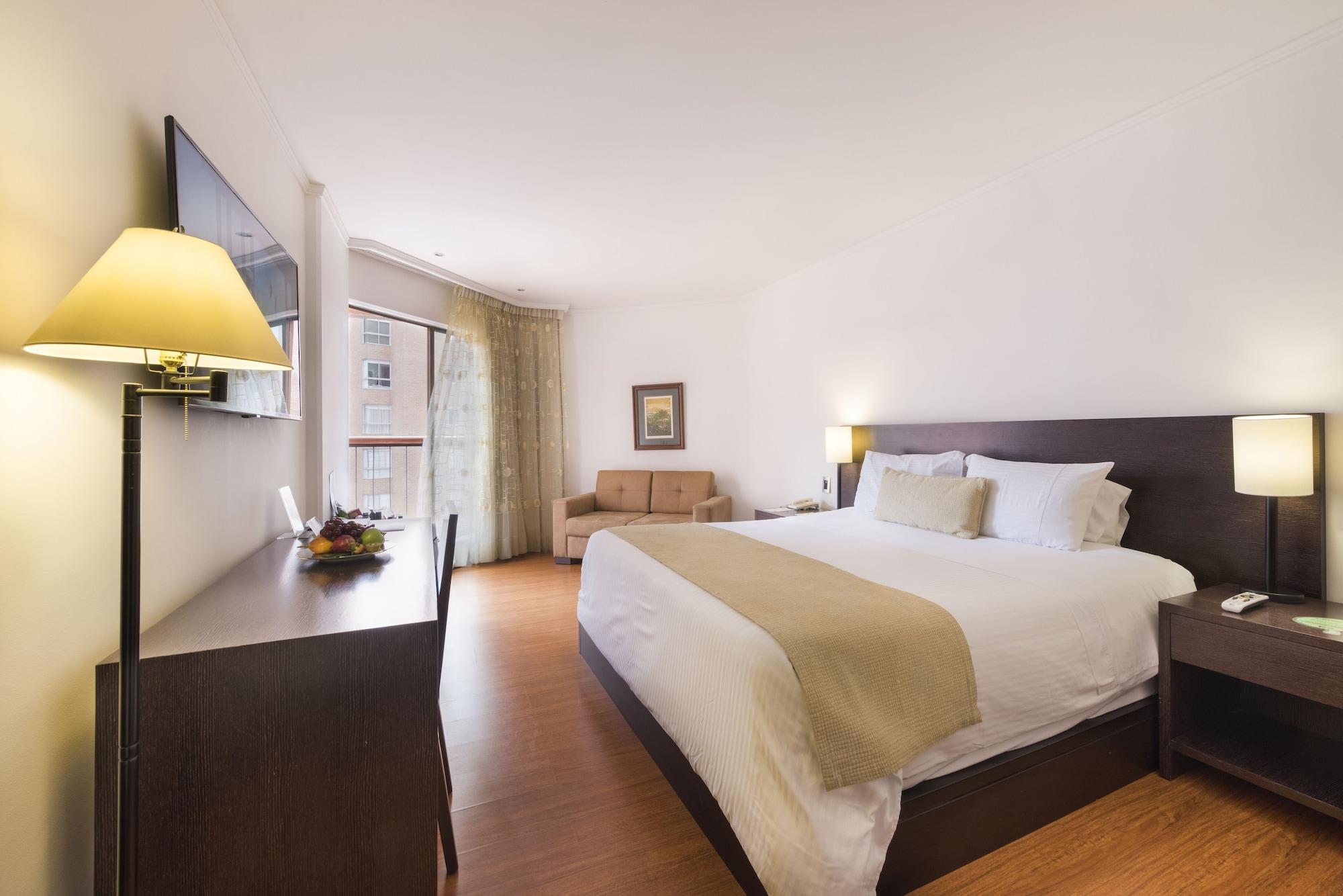 Hotel Dann Carlton Belfort Medellín Eksteriør billede A room at the hotel