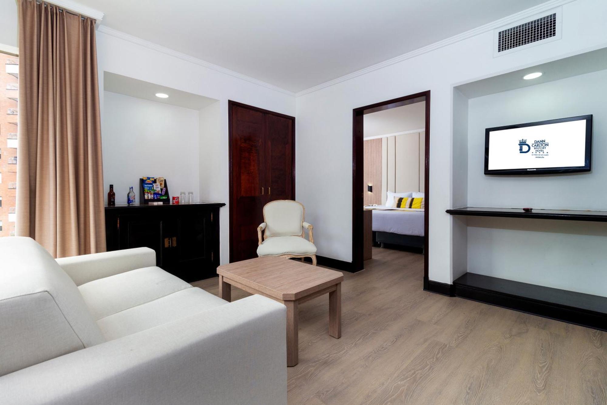 Hotel Dann Carlton Belfort Medellín Eksteriør billede Suite