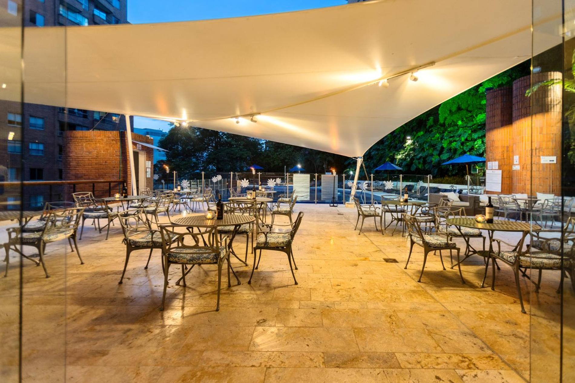 Hotel Dann Carlton Belfort Medellín Eksteriør billede The terrace