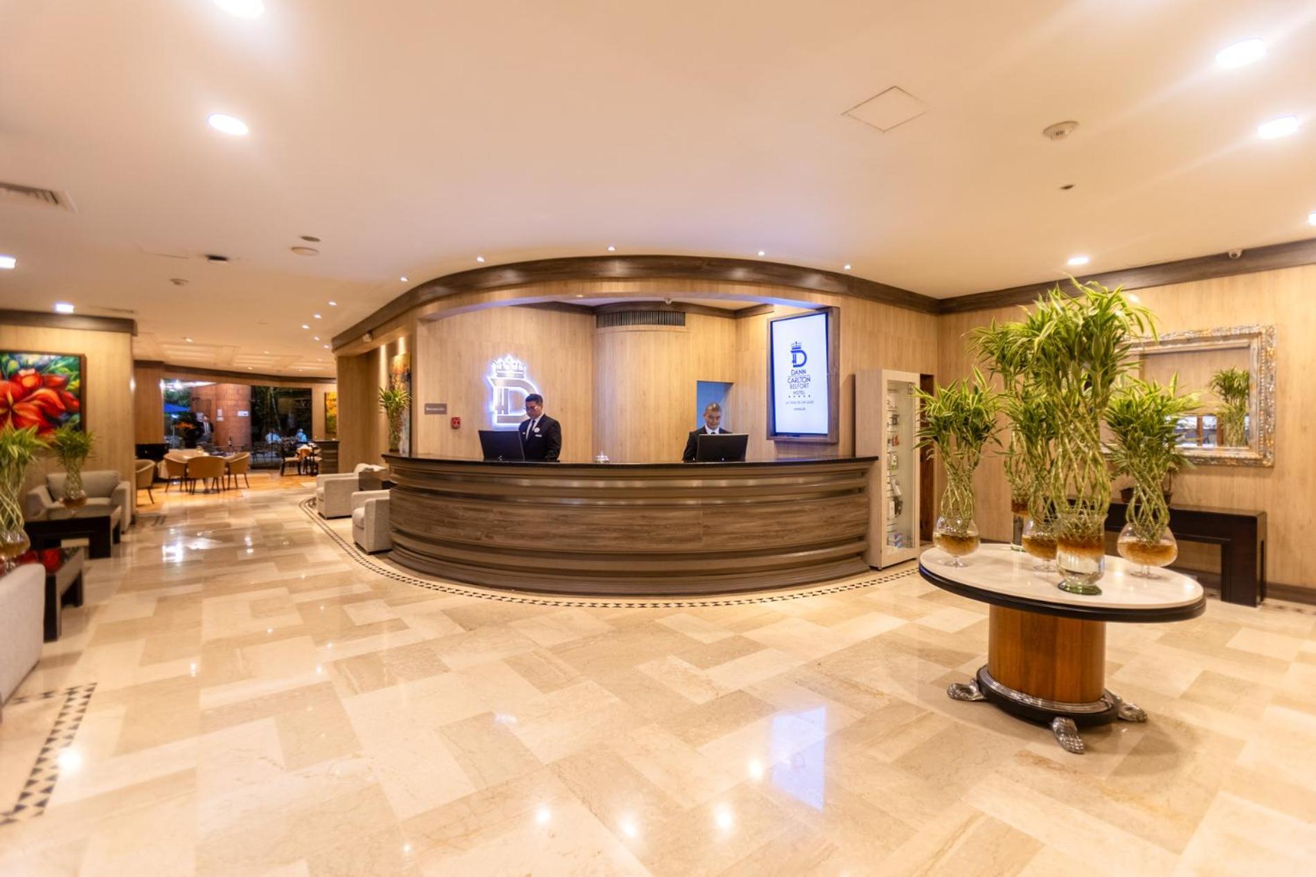 Hotel Dann Carlton Belfort Medellín Eksteriør billede Lobby